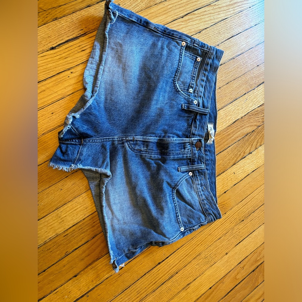 Madewell size 31 blue jean shorts